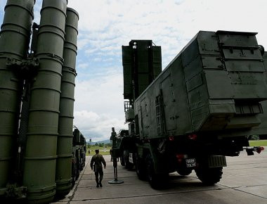 Ο Αμερικανός Αρχηγός ΓΕΕΘΑ προειδοποιεί την Τουρκία για την αγορά των S-400 από την Ρωσία: «Μην το κάνετε» (βίντεο)